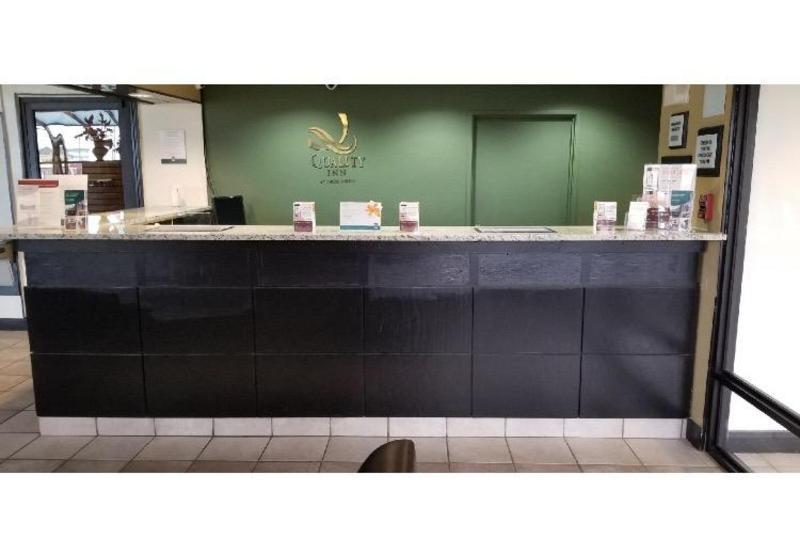 Quality Inn Техаркана Экстерьер фото